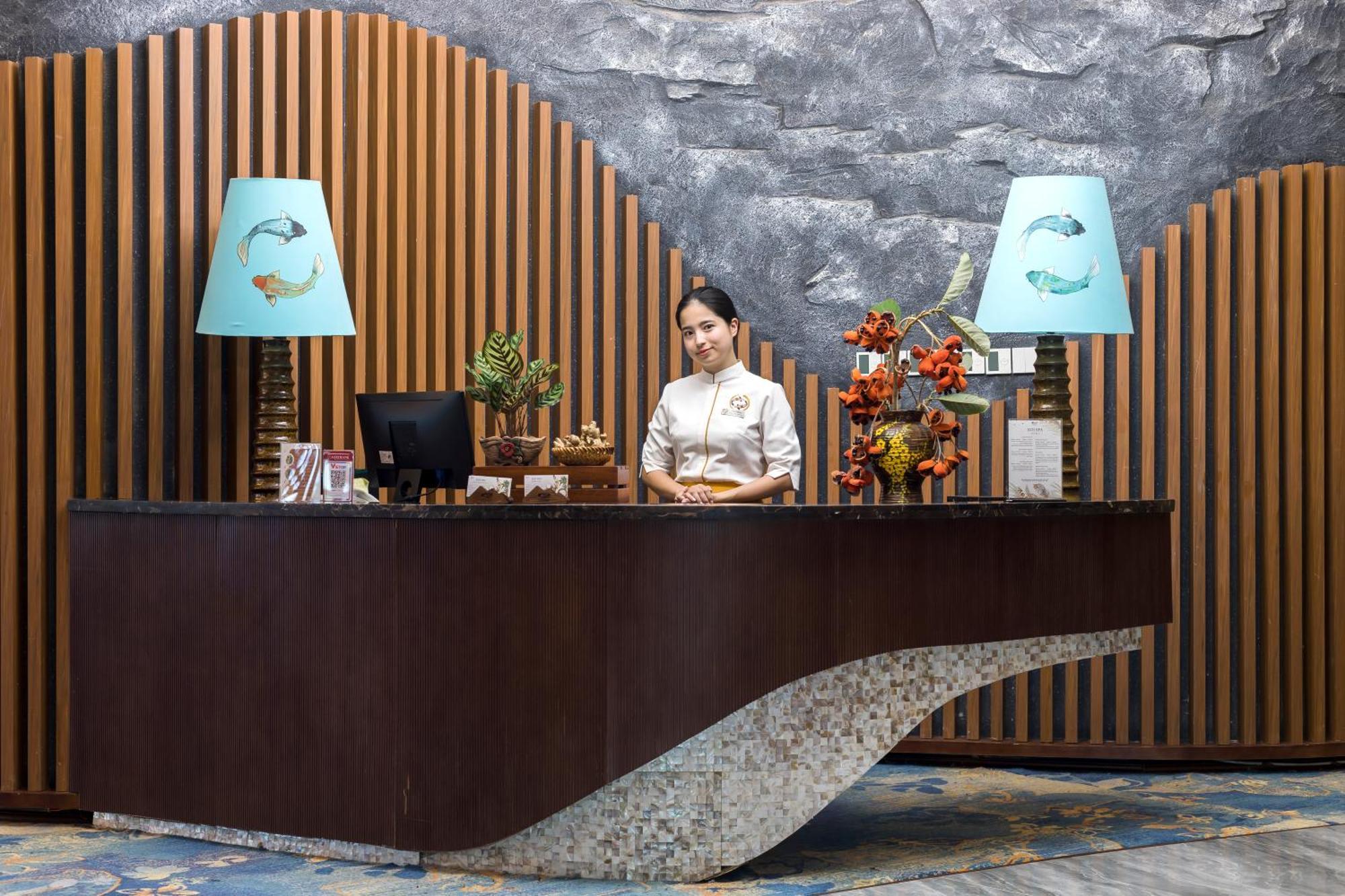 Koi Resort & Residence Da Nang Exterior photo