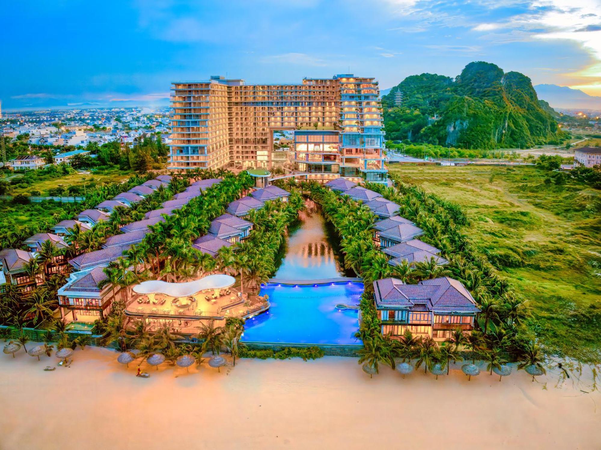 Koi Resort & Residence Da Nang Exterior photo