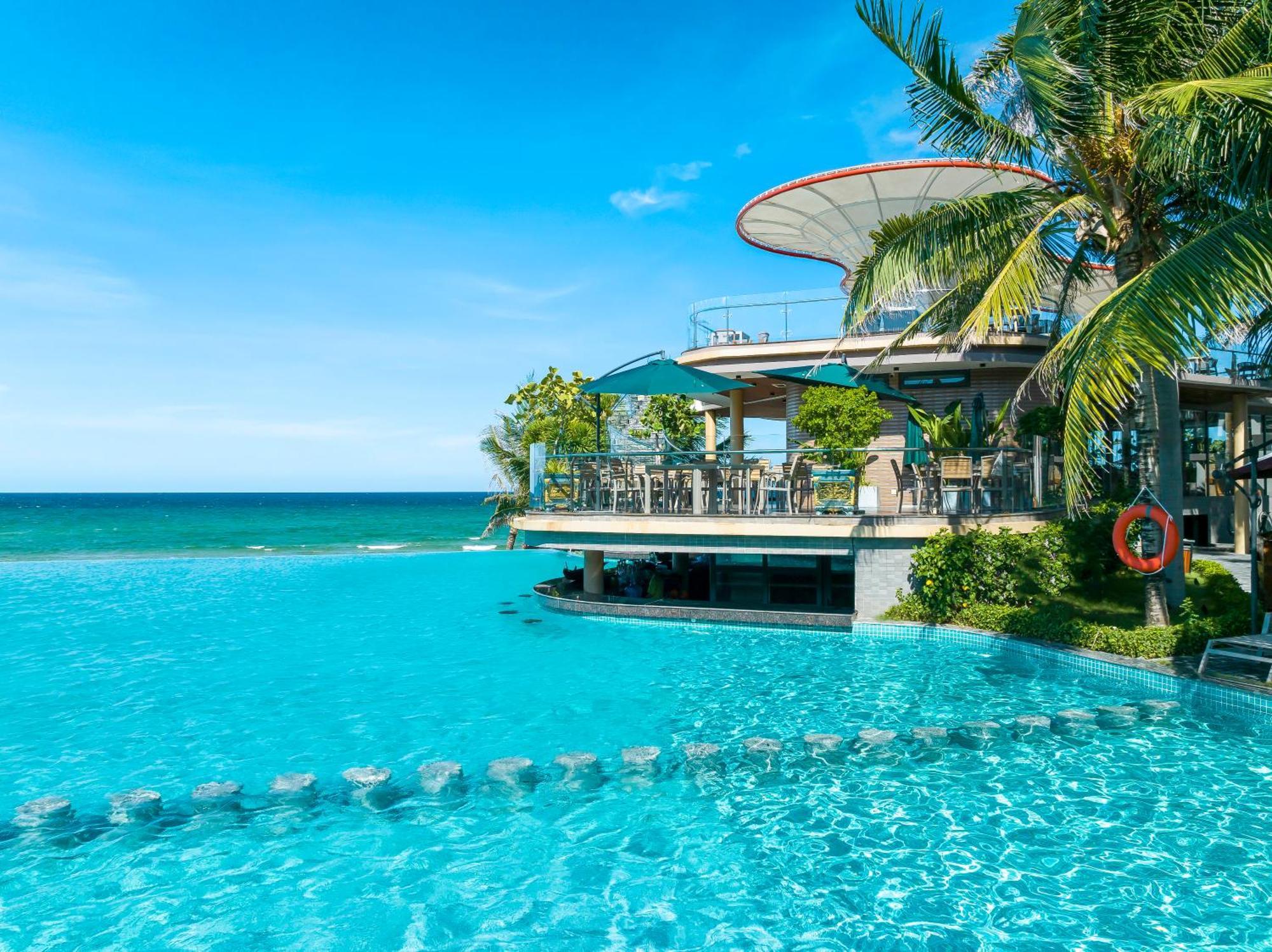 Koi Resort & Residence Da Nang Exterior photo