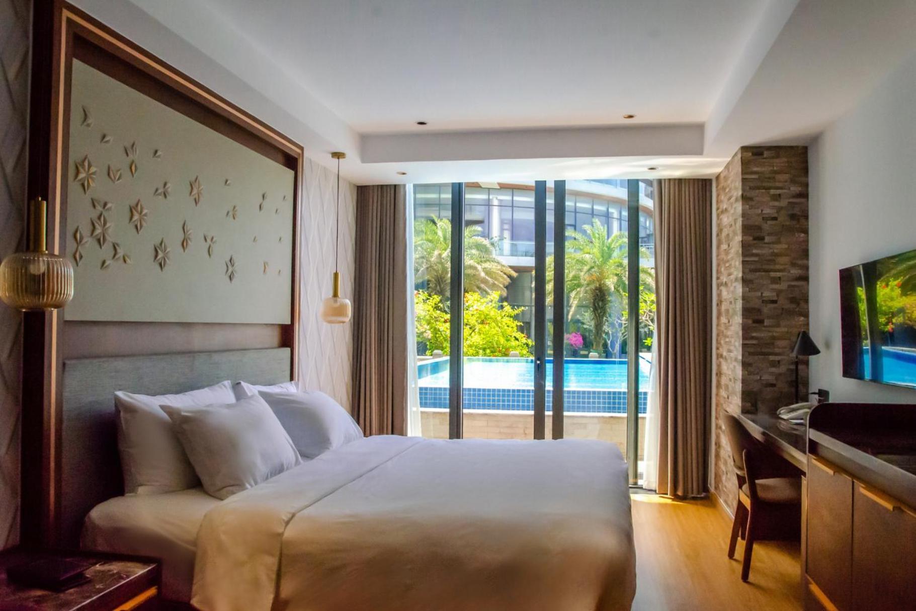 Koi Resort & Residence Da Nang Exterior photo